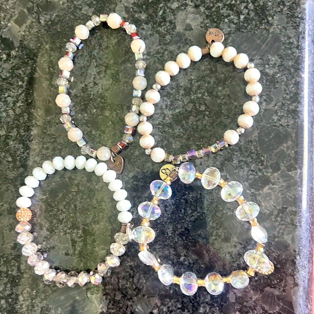 Erimish Bundle Of Bracelets - Set Of 4 18$